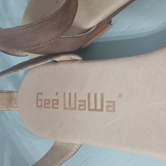 NWOT GEE' WAWA Brown Leather Women's Sandals, SZ 9, NEW 100% LEATHER No Box - Picture 5 of 8